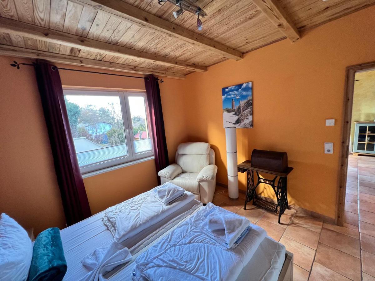 Haus Krabbe Mit Strandkorb Inkl Holiday home Goehren (Ruegen)